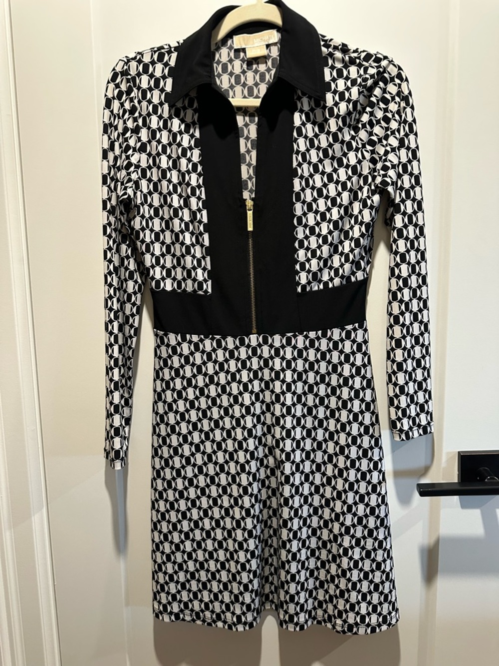 MICHAEL Michael Kors Black and White Geometric Long-Sleeve Dress